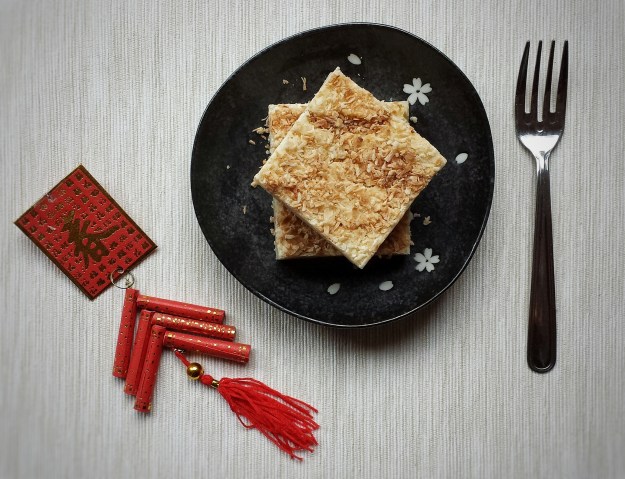 Baked Coconut Sticky Rice Cake